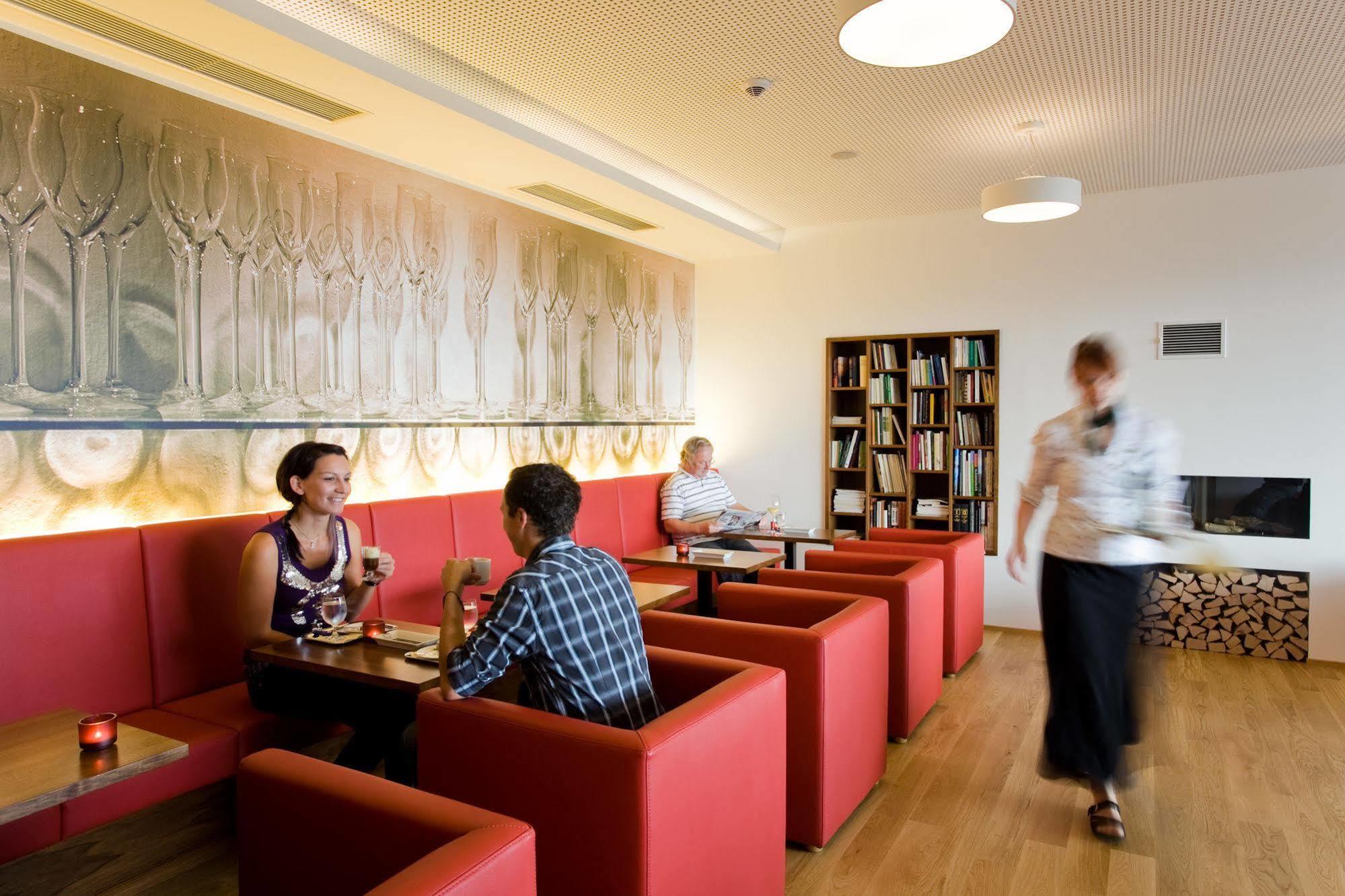 Genusshotel Riegersburg Ngoại thất bức ảnh